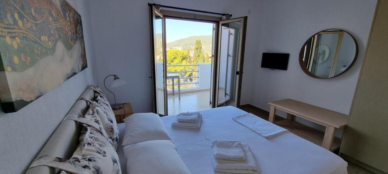 Skiathos Lagoterra Apartments Ngoại thất bức ảnh