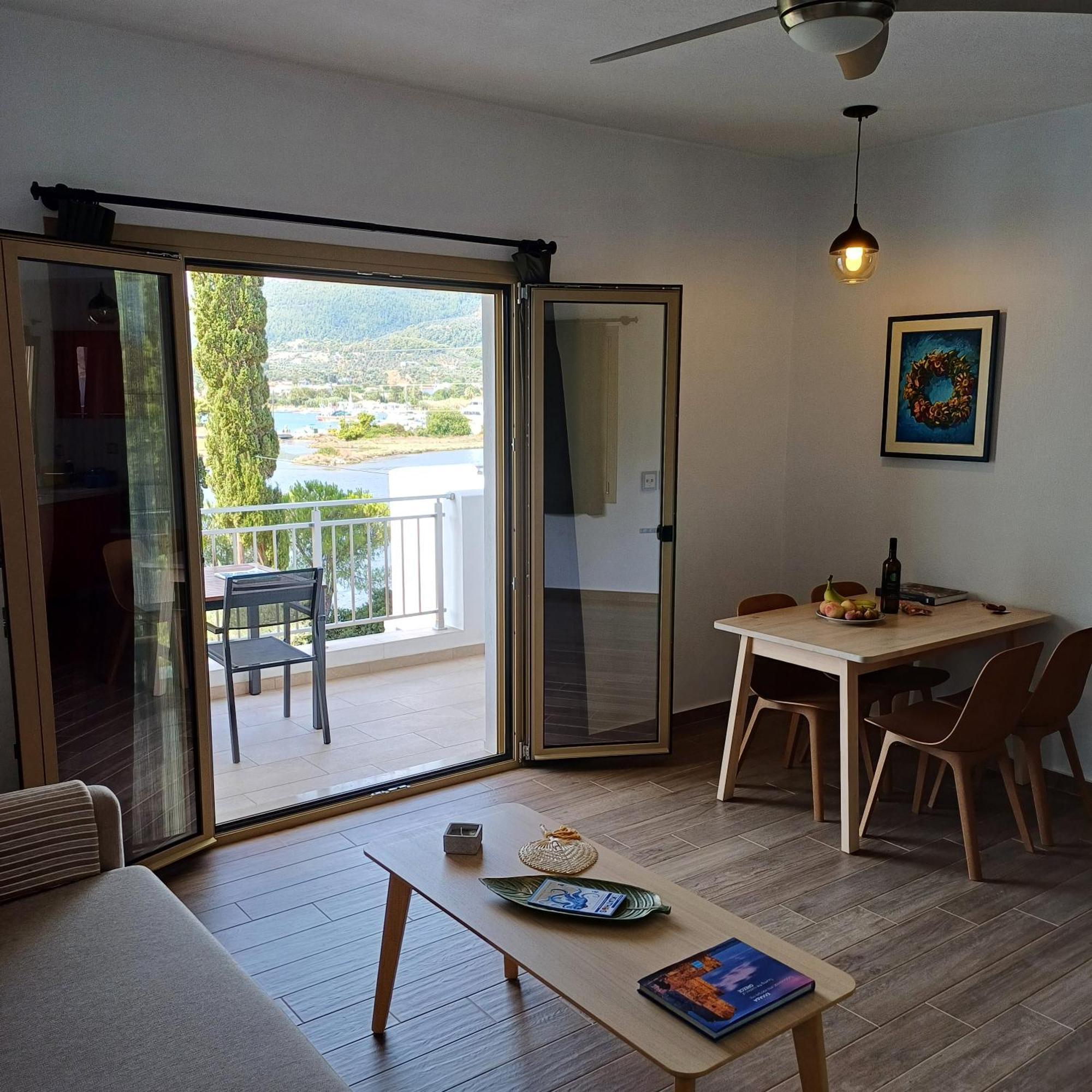 Skiathos Lagoterra Apartments Ngoại thất bức ảnh