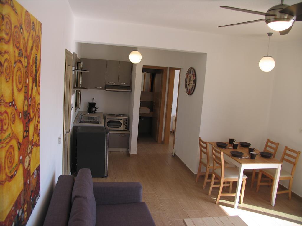 Skiathos Lagoterra Apartments Ngoại thất bức ảnh